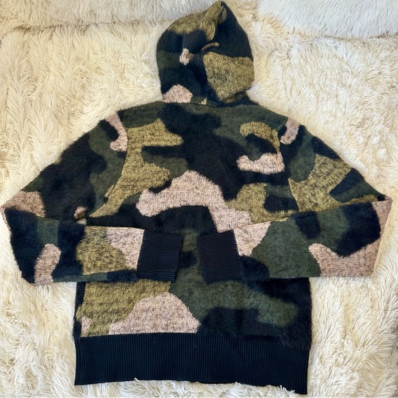 Anatomie Ciara Cozy Full Zip Hoodie 3D Green Camouflage Print Size: Small NWOT - Picture 5 of 10